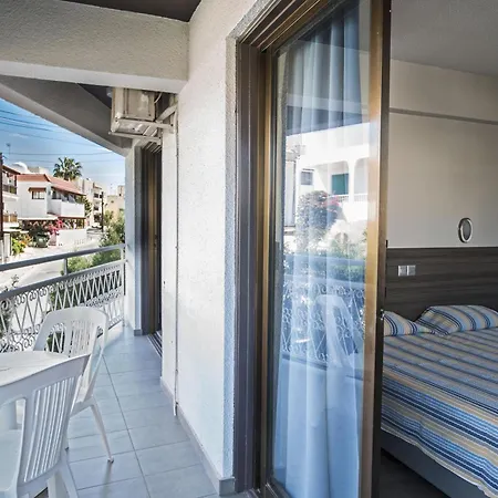 Mit Balkon Fuer 2 Personen Lägenhet
